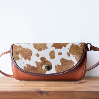 ハラコ　コロンと丸いショルダーバッグ　キャメル ak-18nch