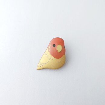 コザクラインコ(金多め) 漆ブローチの画像