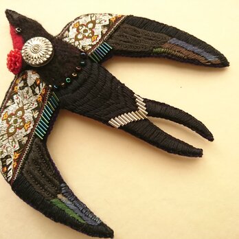 IRODORI AZ brooch(ツバメ)の画像