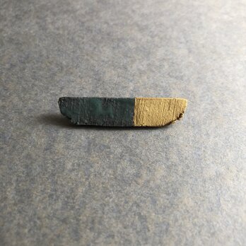 陶ブローチ 青銅 「ハイフン」
