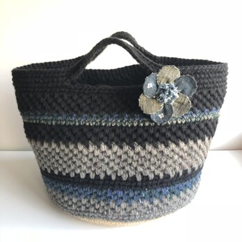 デニムコサ—ジュ付き  ニットバッグ