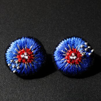 ＜Stella～遊び好きの星～＞刺繍ピアス◎シャガールブルーの夜◎2way★ロングポスト変更可能の画像