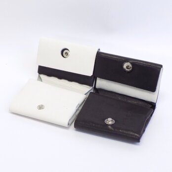 組み立て式コンパクト三つ折り財布　革製　黒×白の画像