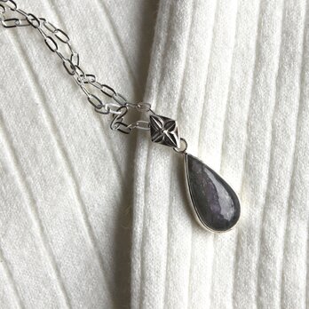 winter gray necklace（ラブラドライト）の画像