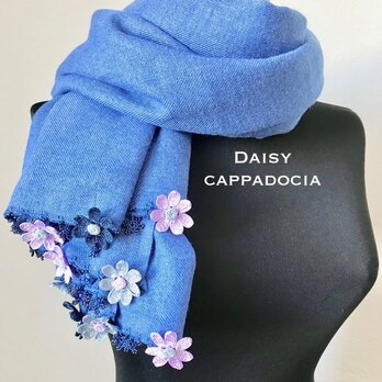 刺繍のお花つき　パシュミナストール「デイジー」デニムブルーの画像