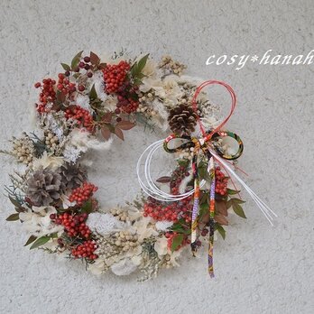【送料無料＊年内お届け】雪積る南天wreathの画像