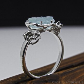 アクアマリンと猫 指輪  Aquamarine & Cat Ring llの画像