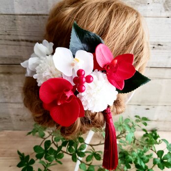 花雅 赤い洋蘭と白いマムの髪飾り9点Set No370の画像
