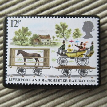 ★★★イギリス　切手ブローチ4568