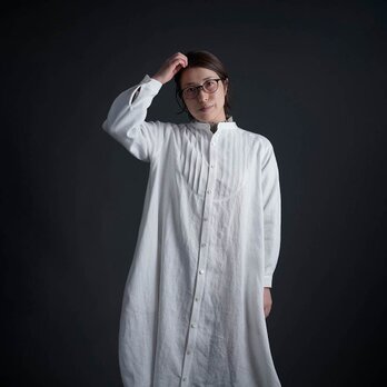 【リネンワンピース】コクーンドレス スターチド・ブザム  / ホワイト a081k-wht2の画像