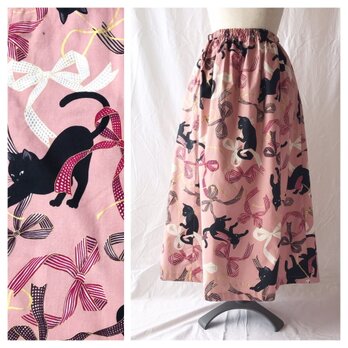 【むっちりさんもOK】すっきりレクタングルスカート（猫とリボン：ピンク）の画像