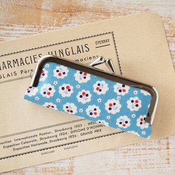 ■ ブルーの印鑑ケース / 小さな実 ■