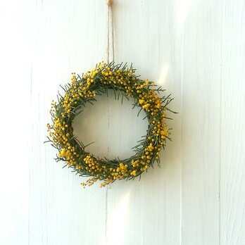 ブルーアイスとミモザのリース
