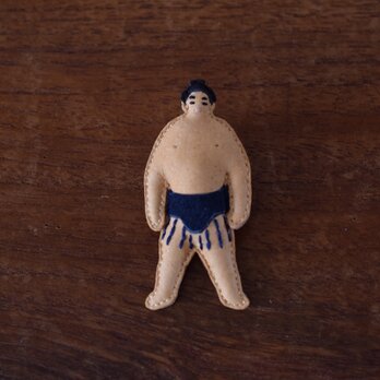 ブローチ　関取　痩せ型