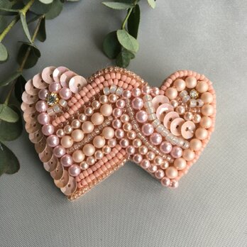 ビーズ刺繍ハートのバレッタ♡ベビーピンクの画像