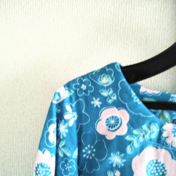 花のブラウス８６