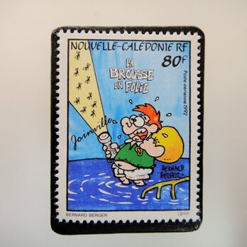 ニューカレドニア　漫画切手ブローチ 4794の画像