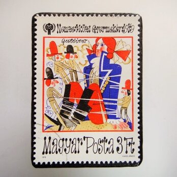 ハンガリー　童話切手ブローチ4838の画像