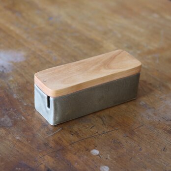 木の蓋のバターケース　グレージュ