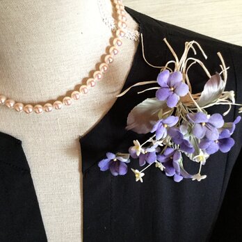 スミレと小花の花束