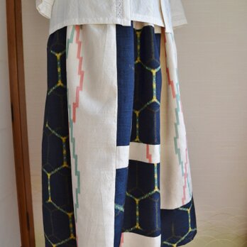 着物リメイク　紬のぜいたくなパッチワーク　Ｊ-19の画像