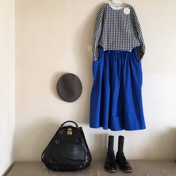 コットン100シンプルミドル丈スカート（ブルー）