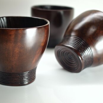 湯呑み〈縞高台〉