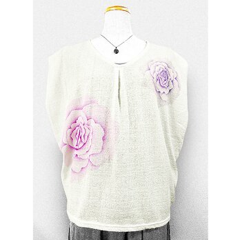 ノースリーブトップス（Vネック）（薔薇の花）（生成の白色）の画像