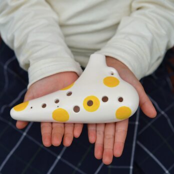 はじめてのオカリナ　子供のための指先能力向上やプレゼントに♪（ドット color：Yellow）の画像