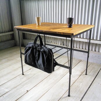 アイアン ウッド カフェ テーブル （フック　収納棚 付き省スペース型テーブル ）の画像