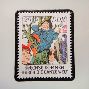 旧東ドイツ　童話切手ブローチ5033の画像