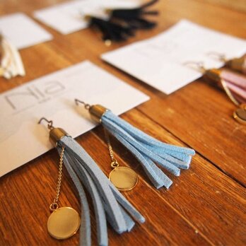 Tassel　charm　ピアス-blue-の画像