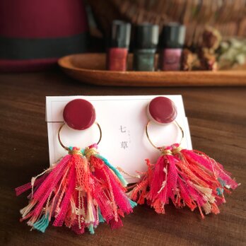 タイルとタッセルの2WAYイヤリング(赤)