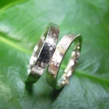 手作りプラチナ結婚指輪・シンプルな平内&打ち出しの画像