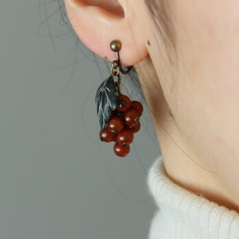葡萄のイヤリング