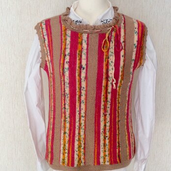 ドイツ毛糸(オパール毛糸)のフリル襟ベストーー春秋用の画像