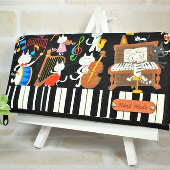猫のオーケストラの長財布の画像