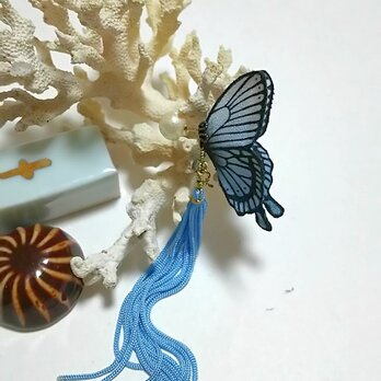 蝶のピアス　(小)　アゲハの画像