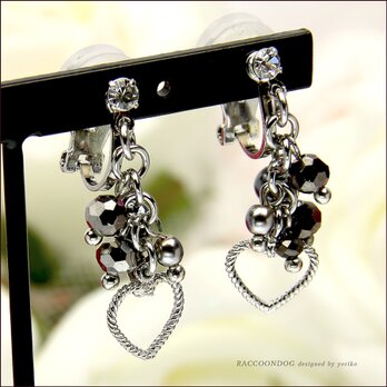 大人の♡イヤリング（otonano heart earring）《ビーズアクセサリー》の画像