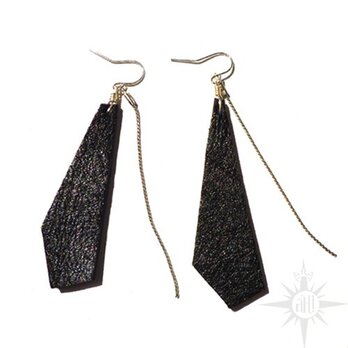 leather earring -black-の画像