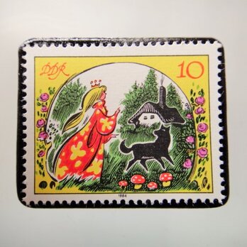 旧東ドイツ　童話切手ブローチ5115の画像