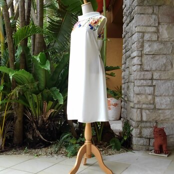 (Ｍ) ボタニカル フラワー ホワイト リゾート ドレス ワンピースの画像