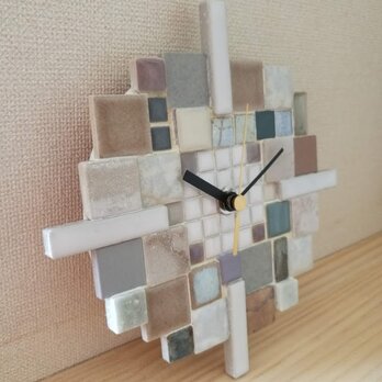 ★タイルの掛け時計　”Yukidoke"　1003　ガラス・石・モザイク　ウォールクロックの画像