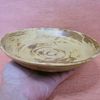 陶器 中皿やや深め 黄瀬戸釉　【190450】の画像