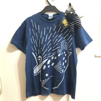 meme型染め　藍染Tシャツ・アンコウの画像