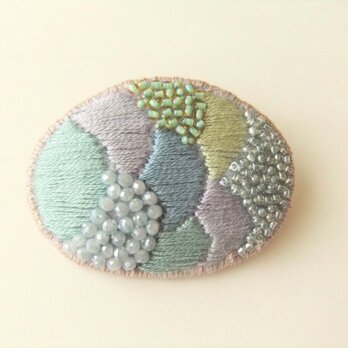 Brooch　ビーズ刺繍　オーバル　blue（K0776)の画像