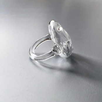 こぼれないアロマリング -Clear Stone- Lサイズ 石塊ishikoro　指輪の画像