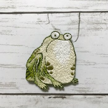 手刺繍日本画ブローチ＊伊藤若冲「菜蟲譜」の蛙の画像
