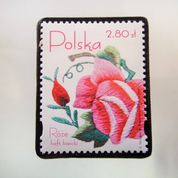 ★ポーランド　薔薇刺繍切手ブローチ　5182の画像