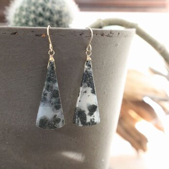 Triangle Pyrite Quartz earrings パイライトクォーツのピアス/イヤリング　14KGFの画像